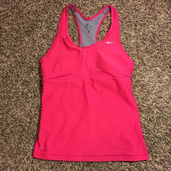 nike tank with built in sports bra